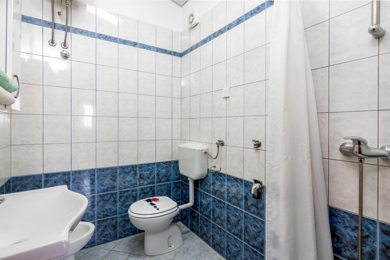 Family Friendly Apartments With A Swimming Pool Valbandon, Fazana - 2201 Štinjan Eksteriør billede